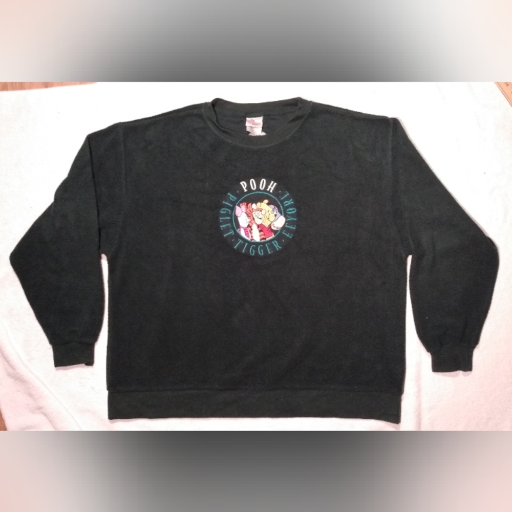 DISNEY Store Vintage Winnie the Pooh Piglet Tigger Eeyore Green Fleece Sweatshir